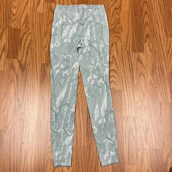 lululemon athletica sage green patterned leggings size 6 - Picture 2 of 8